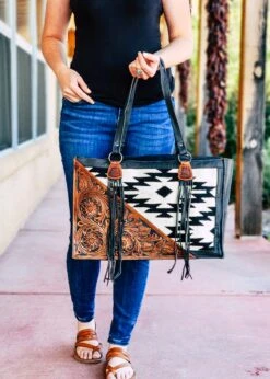 Concealed Carry Black & White Aztec Tote Handbag