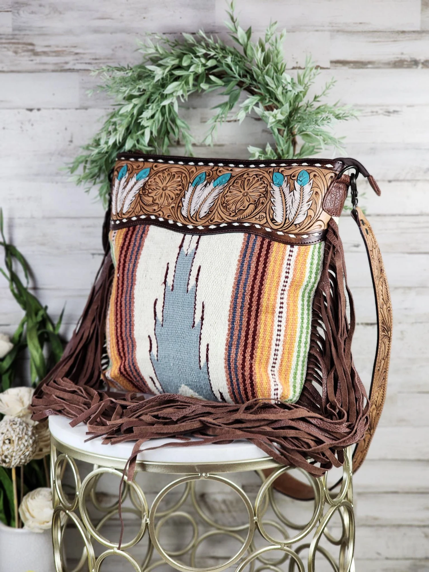 Concealed Carry Feather Serape Fringe Handbag - Image 2
