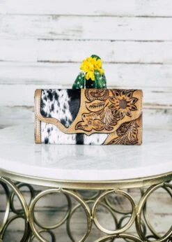 Laramie Cowhide Wallet