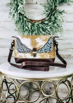 Ridge Cowhide Crossbody Handbag