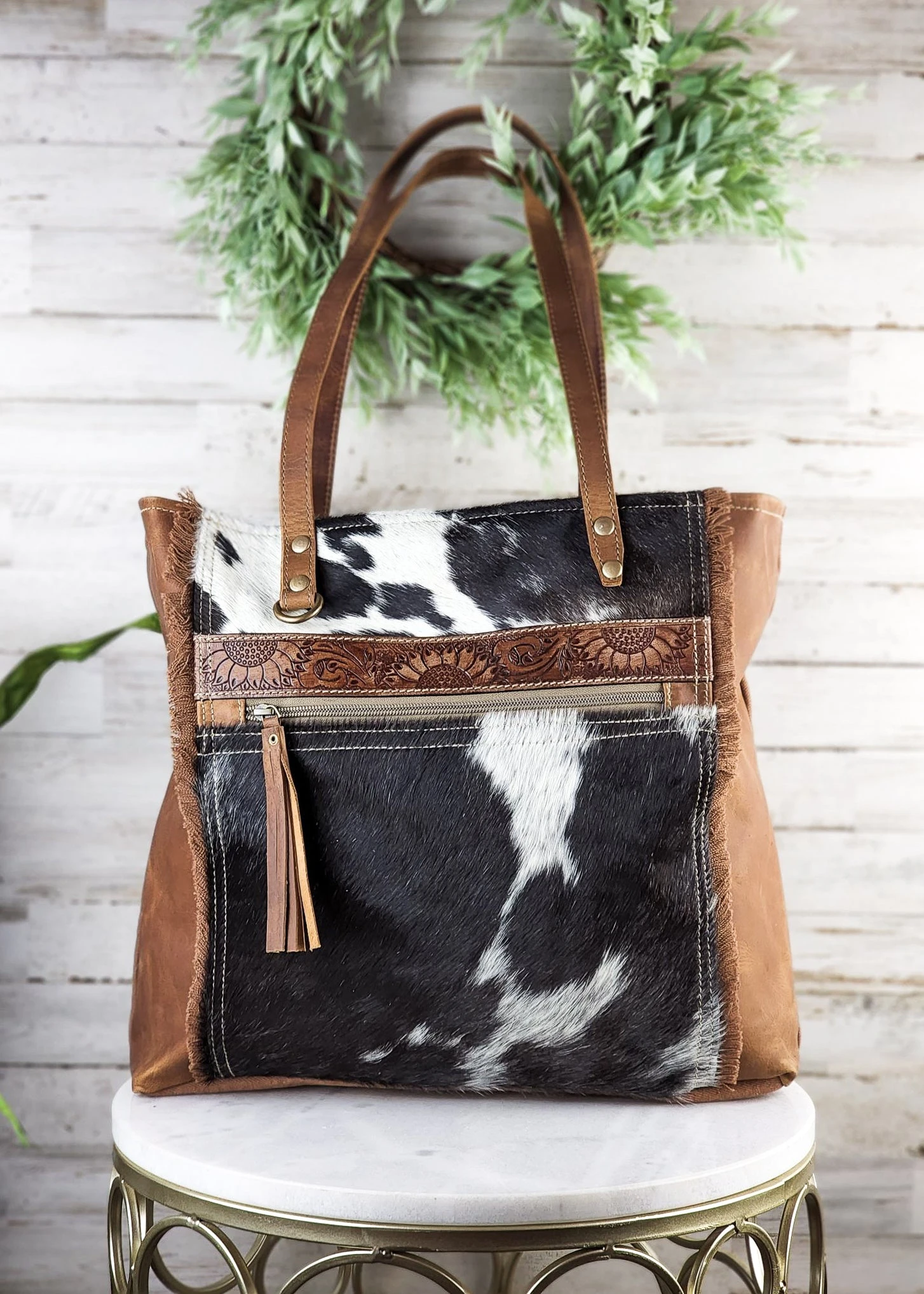 Soakin' Up Sunflowers Tote Cowhide Handbag - Image 2