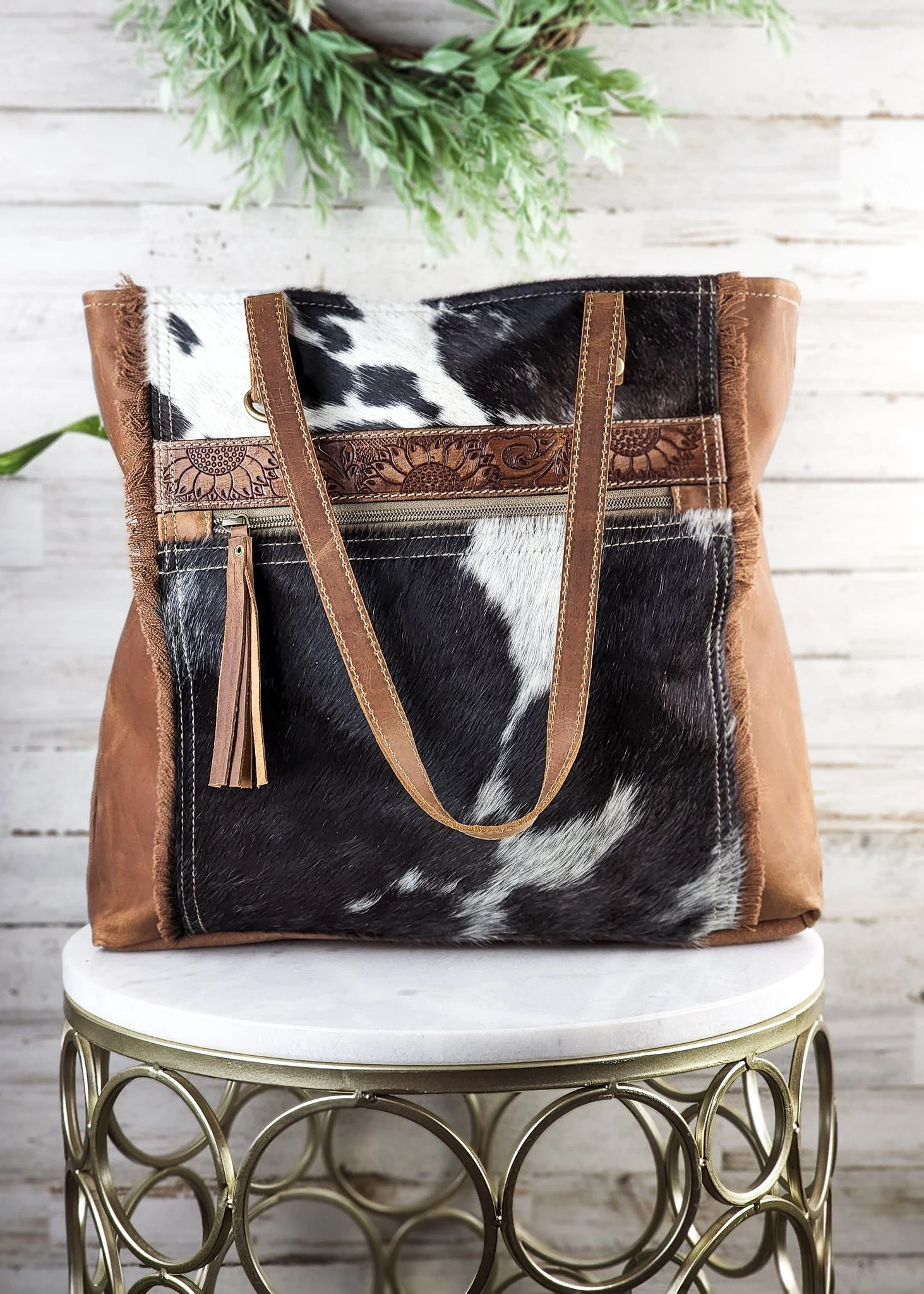 Soakin' Up Sunflowers Tote Cowhide Handbag - Image 3